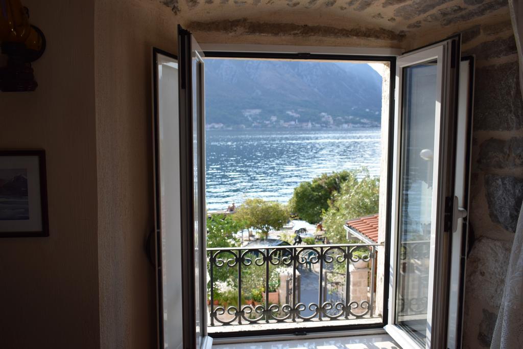 Captain'S House In Dobrota Kotor Exterior photo
