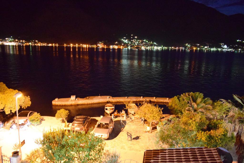 Captain'S House In Dobrota Kotor Exterior photo