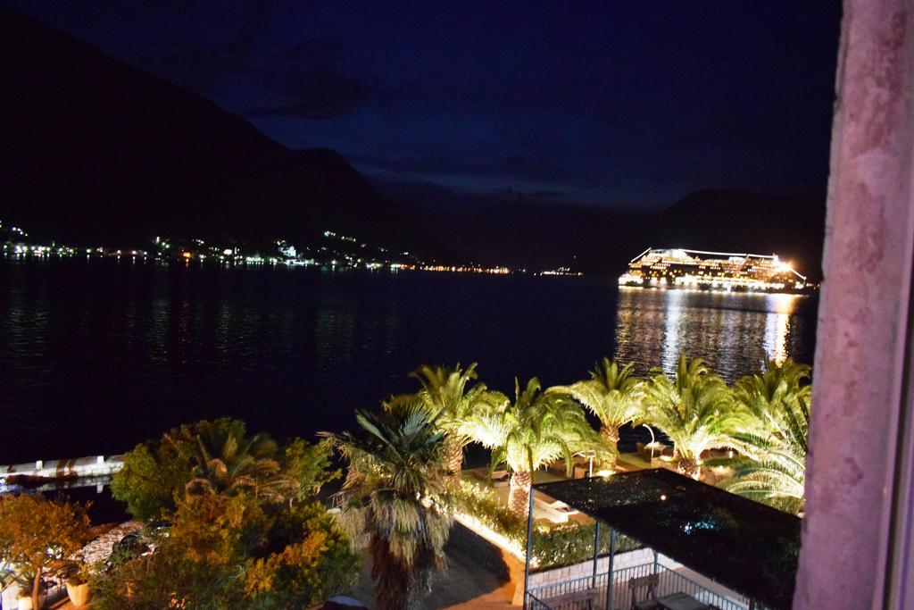 Captain'S House In Dobrota Kotor Exterior photo